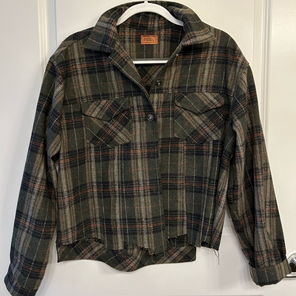 POL Flannel Crop Jacket